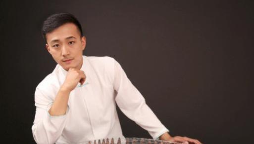 邓翊群